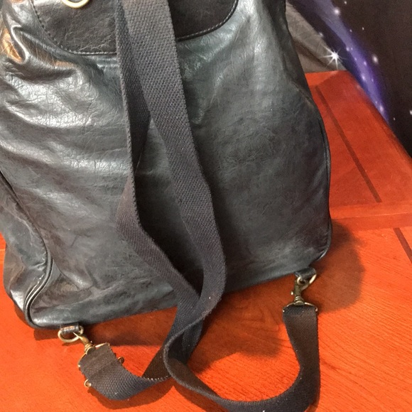 Cascade Falls Tandem black leather backpack - Picture 14 of 16